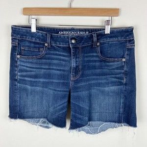 AMERICAN EAGLE Women's MIDI Jean Shorts Size 14 Dark Wash Distressed Cur Off